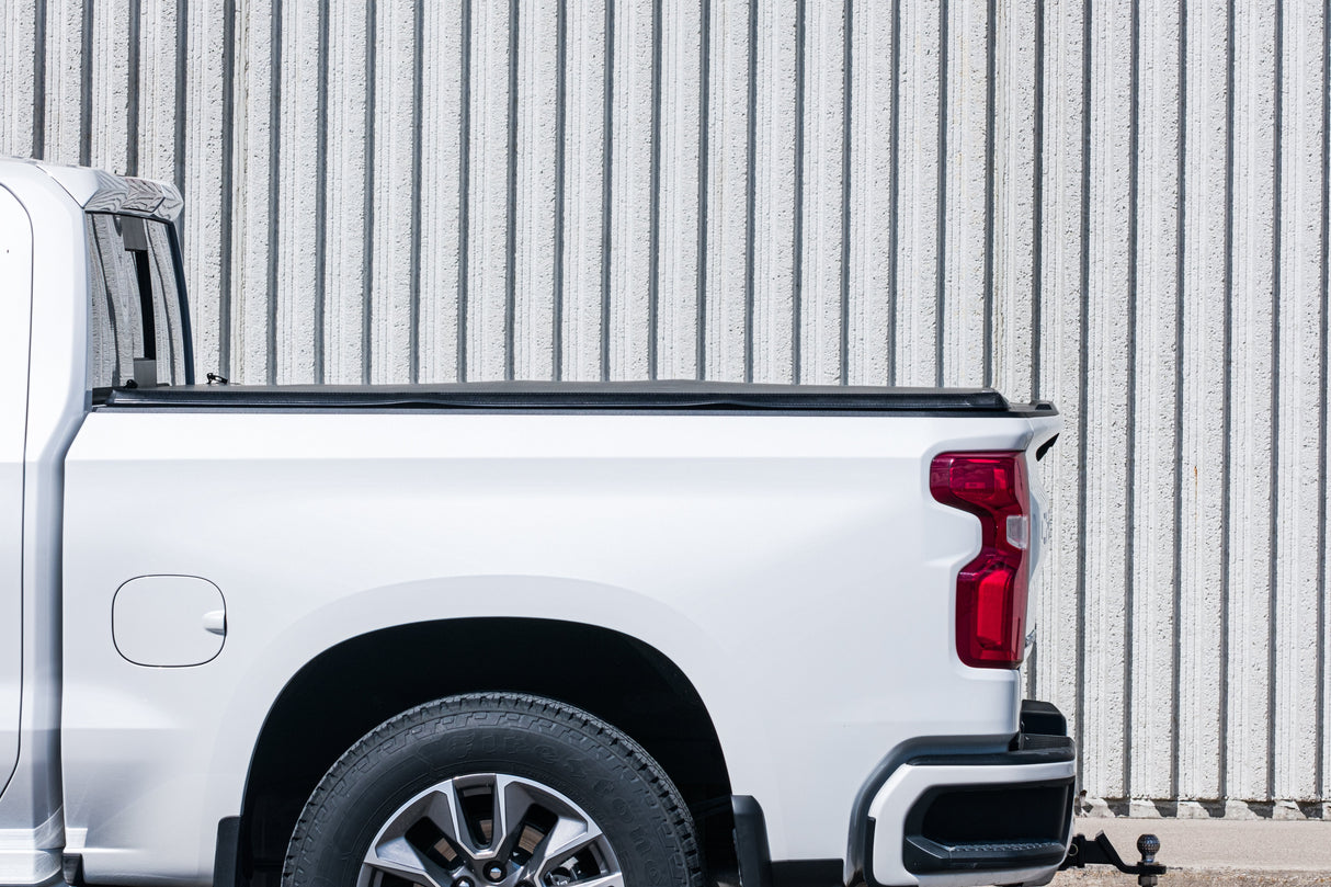 U-Guard Soft Tri Fold Tonneau Cover (Ford F250 / F350 Superduty 2017-2025 6'9" Bed)