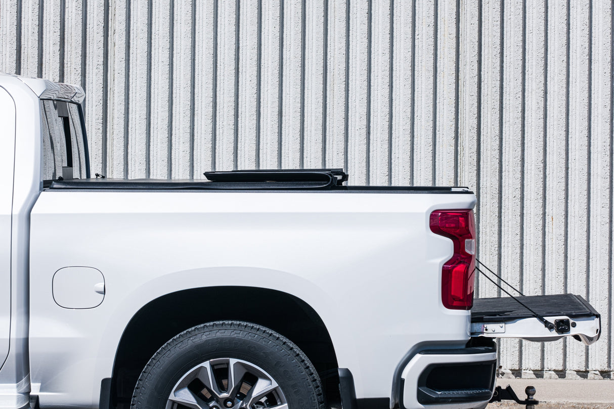 U-Guard Soft Tri Fold Tonneau Cover (Toyota Tundra 2014-2021 5'7" Bed)