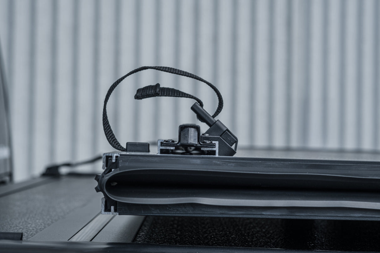 U-Guard Low Profile Flip up Tonneau Cover (Ram 1500 Classic / 2500 / 3500 2002-2024 6'4" Bed)