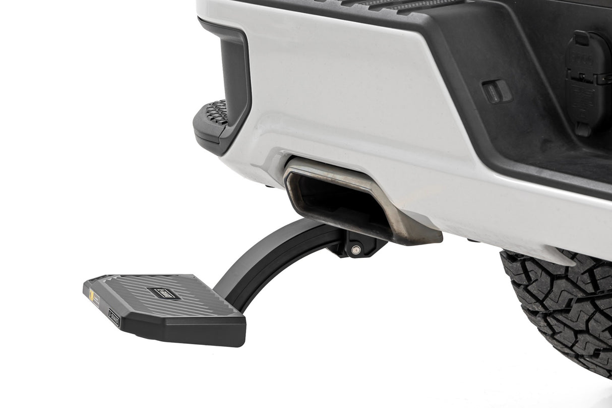 Retractable Bumper Step 2019-2026 Ram 2500/3500 HD (Excludes Dual Exhaust models)