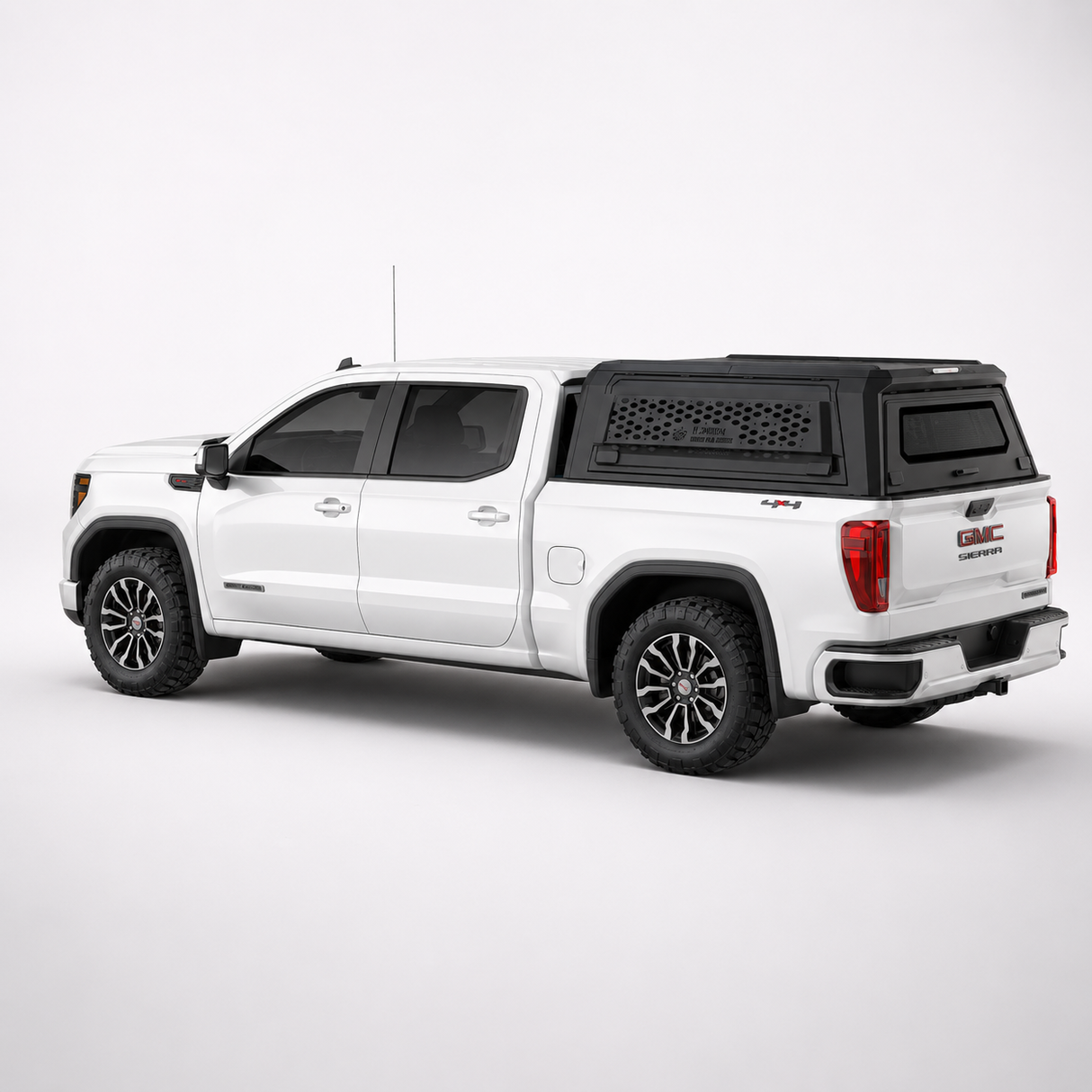 Chevrolet Silverado / GMC Sierra 19-26 Overland Series Modular Truck Cap